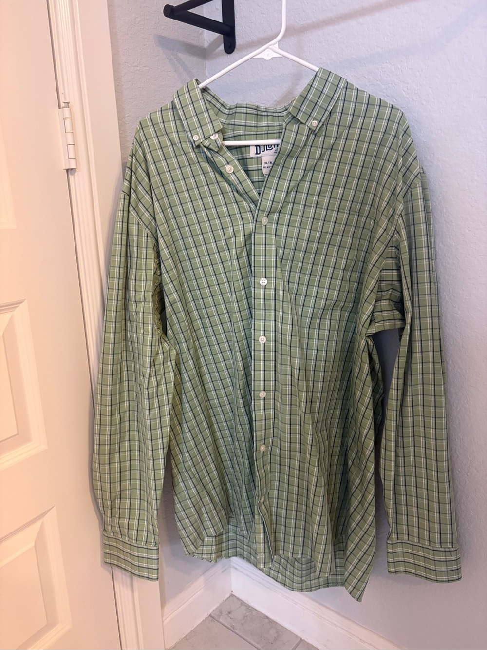 Duluth Trading Co Green Plaid Button-Up Shirt